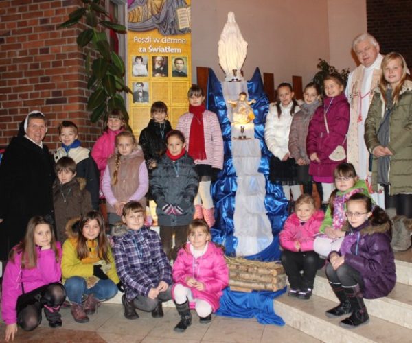 mali_pomocnicy_02
